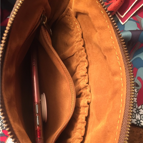 Patricia Nash Cassini Tan Leather Wristlet - Picture 7 of 9